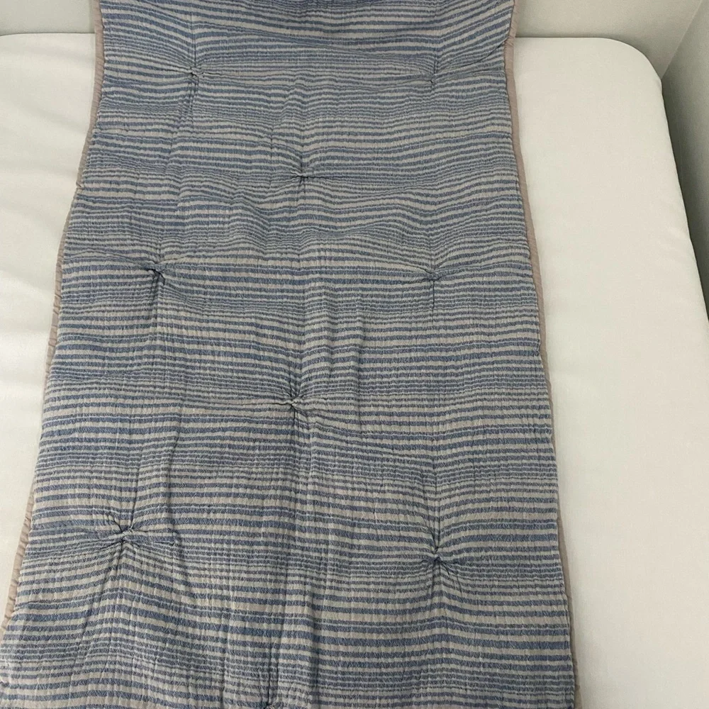 Pottery Barn‎ Pillow Sham Blue Gray Stripe Soft Cotton KING Pillow.